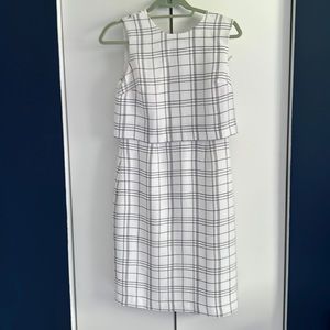 Banana Republic black and white sheath dress